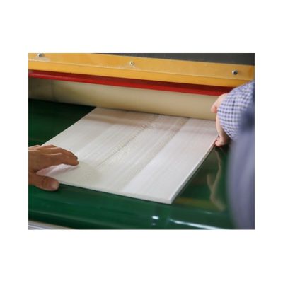 Προσυνδυασμός καουτσούκ FKM με αντοχή σε χαμηλές θερμοκρασίες -30 °C, 100% μονούλο 12,0 Mpa και εξαιρετική αντοχή σε λάδι για συστήματα καυσίμων αυτοκινήτων